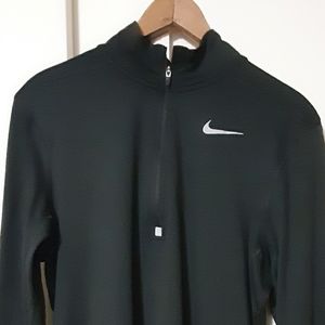 Long sleeve athletic shirt